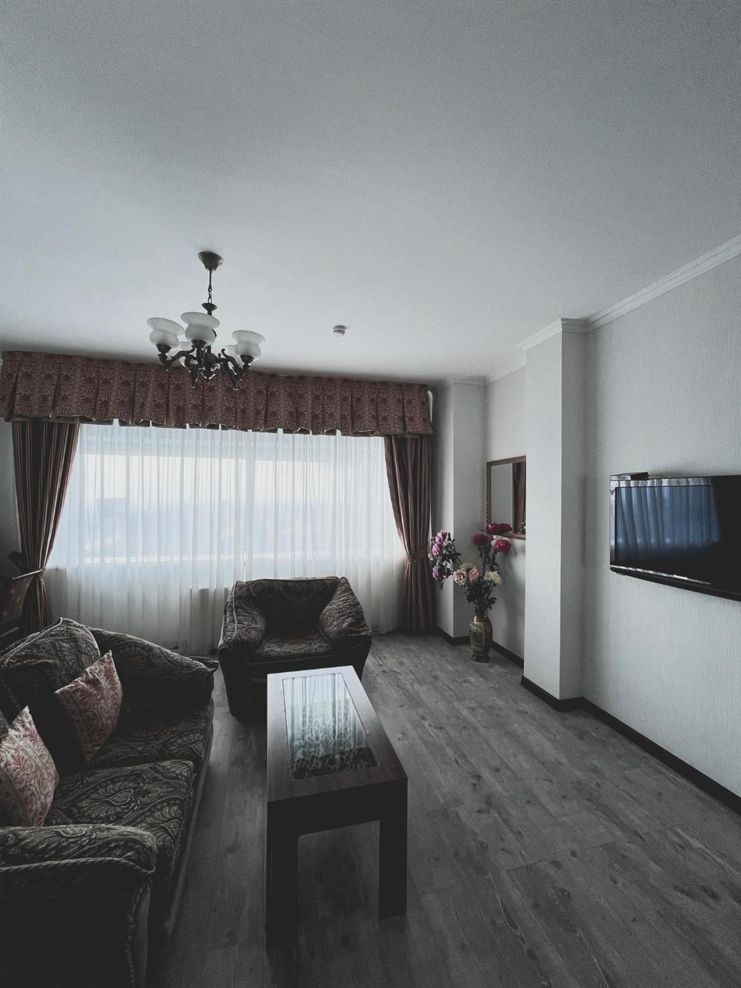 Vip House Hotel Nur-Sultan  Exterior photo